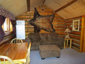 cabin and Lodging near Yellowstone