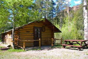 Cabins near Yellowstone